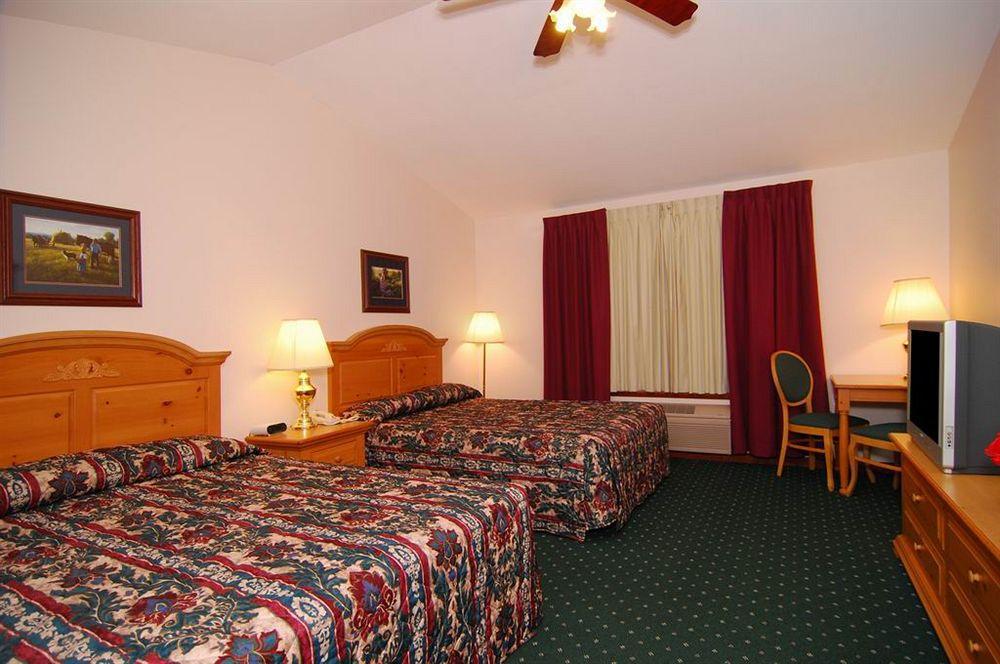 Econo Lodge Inn & Suites Eau Claire Exterior foto