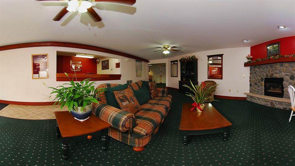 Econo Lodge Inn & Suites Eau Claire Exterior foto