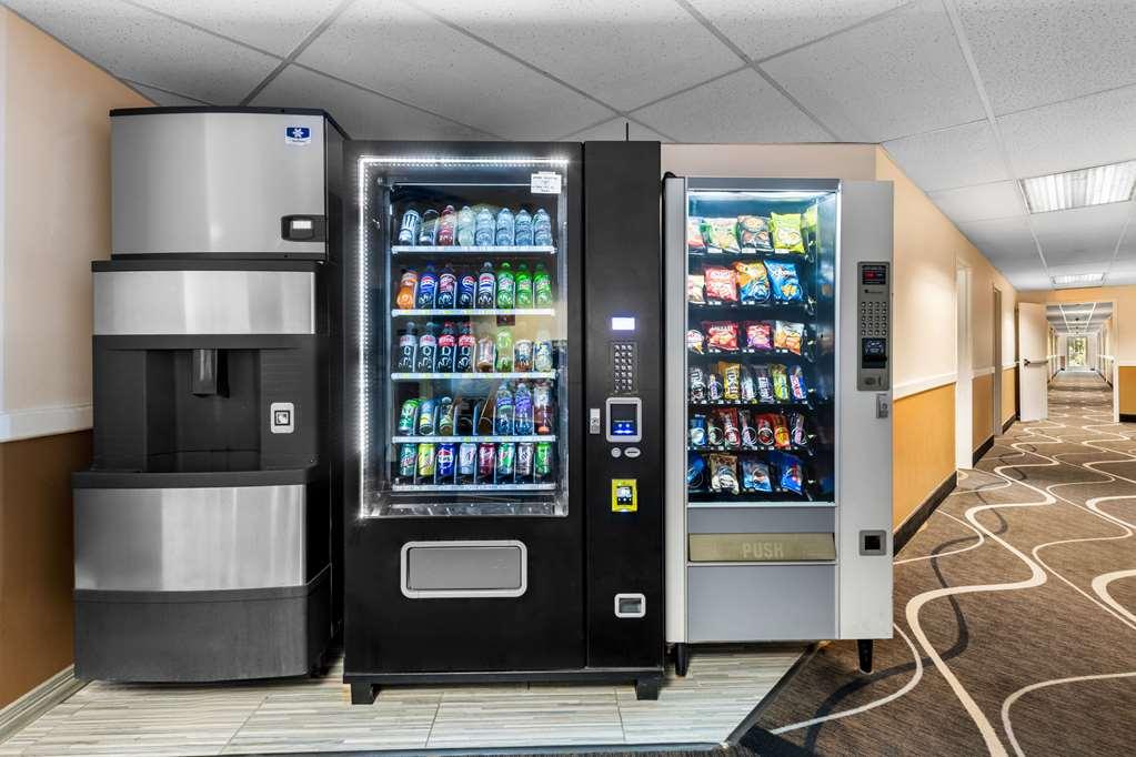 Econo Lodge Inn & Suites Eau Claire Facilidades foto