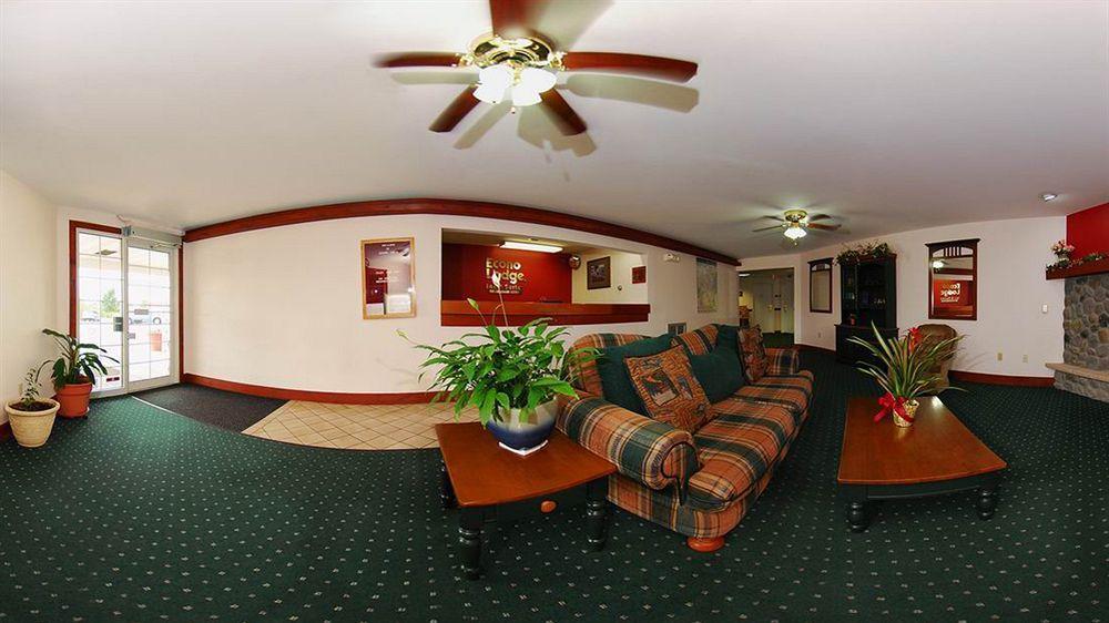 Econo Lodge Inn & Suites Eau Claire Exterior foto